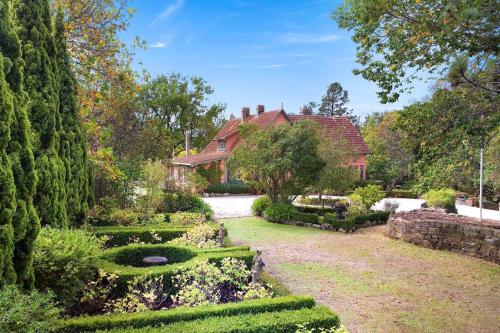 HOLM LEA - Hosted by L'Abode Accommodation