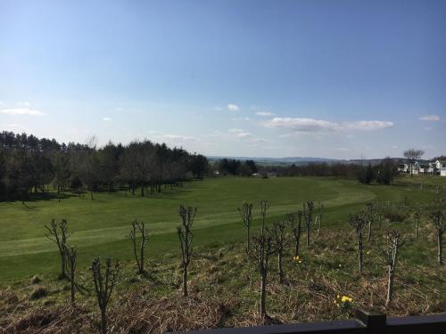 Millie,s View 18 hole free Golf in Shilbottle
