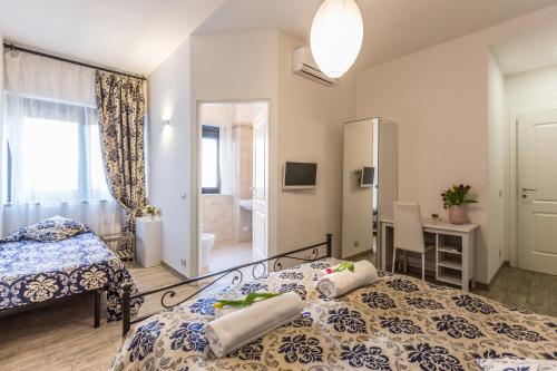 Central City Rooms - image 3