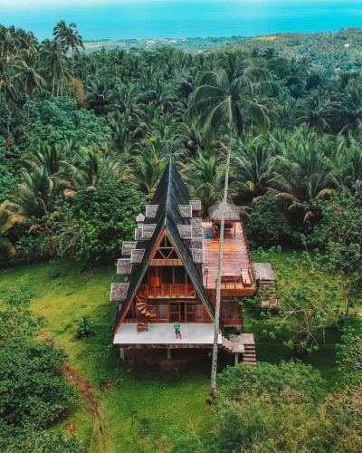 Camiguin Volcano Houses - A-Frame house