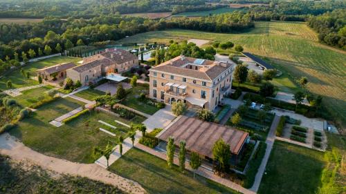 192232986 Casa Anamaria Hotel
