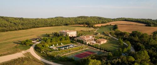 192233000 Casa Anamaria Hotel