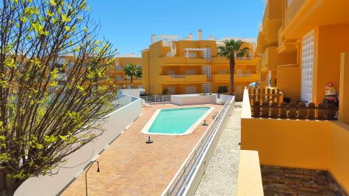 สวน, Sunshine Apartment in กอนเซเซา