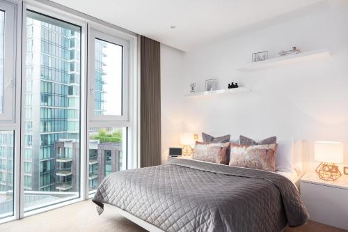 One Bedroom apartment in Aldgate - image 2