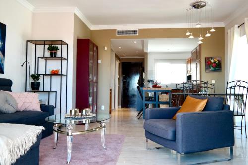  Amazing SEA VIEWS Duplex Apartment with garden, El Porton de Mijas in Mijas