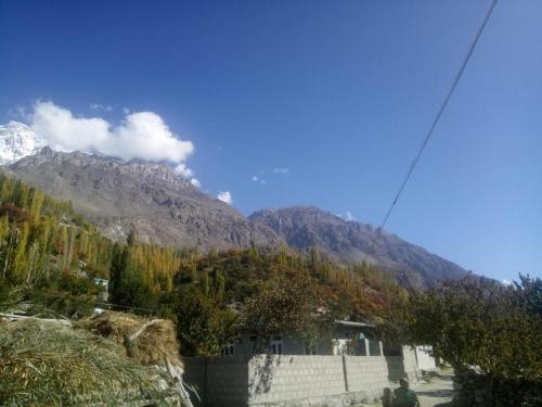 Four Seasons Guest House Hunza