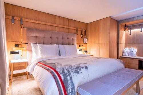 192262122 Schweizerhof Zermatt - a Small Luxury Hotel