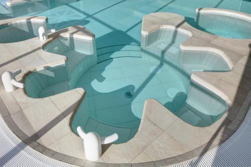 HOTEL DE LA BAIE - THALASSO PREVITHAL