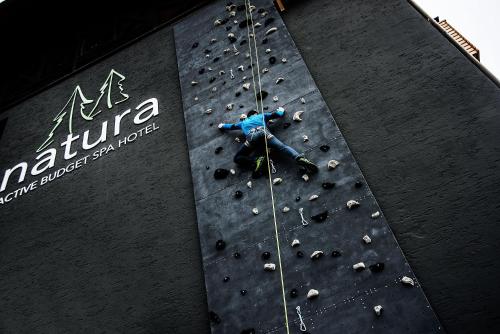 Natura Hotel - image 11