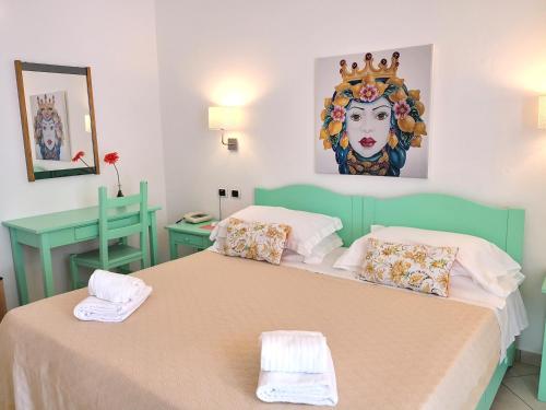 1 queen bed