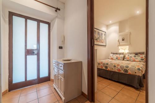 Colosseo & San Clemente Cozy Flat - image 5