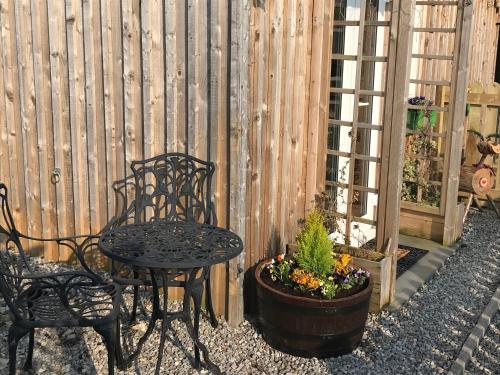 Courtyard Bothy