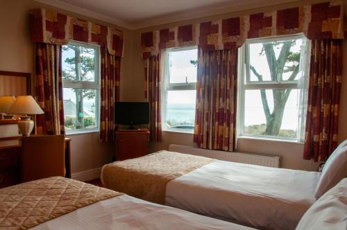 Porth Avallen Hotel - image 8