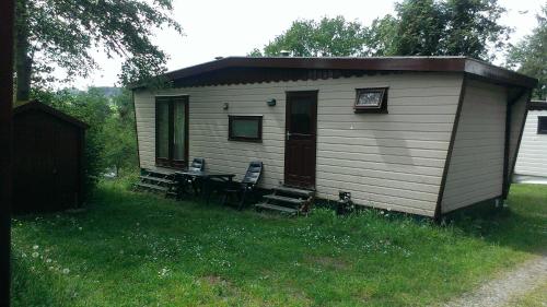  Nette vakantiechalet bovenaan fantastische terrassencamping in Dochamps