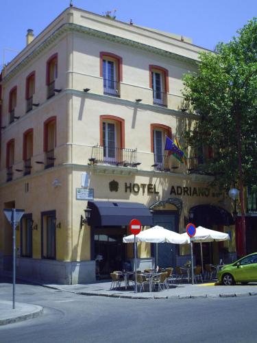 Adriano Boutique Sevilla - image 14