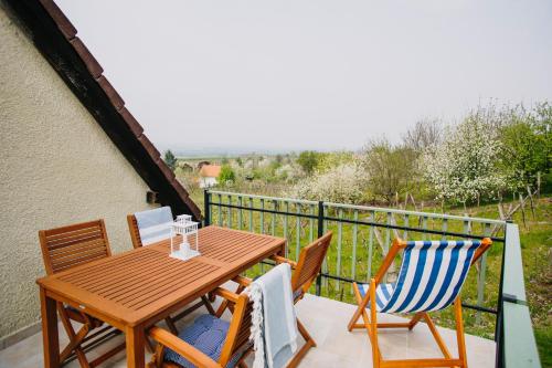 Balcony/terrace, Itt es Most - Szent Gyorgy-hegy in Sarvar
