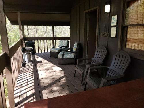 Cabin At Hawks View Trail In Tn