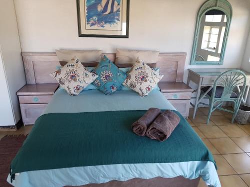 Davison Cottage Hole in the Wall in Mgxotyeni