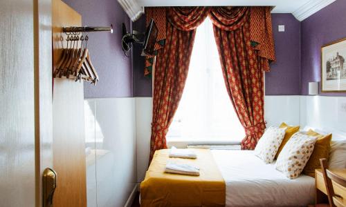 Photo - Lord Kensington Hotel