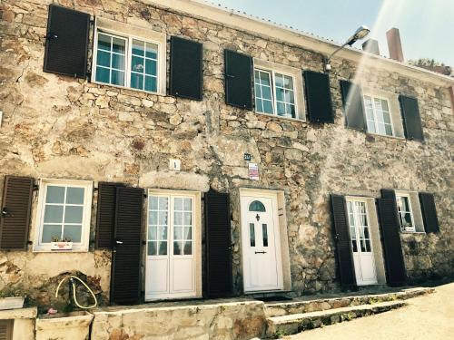  Casa de Piedra "OsMuiños" 4km de Muxia in Merejo