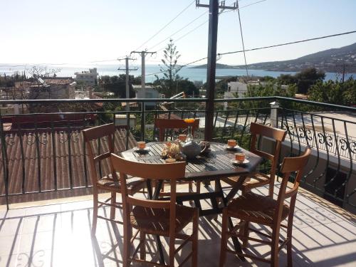 Smile House near Athens airport 300m from the sea in Artemida