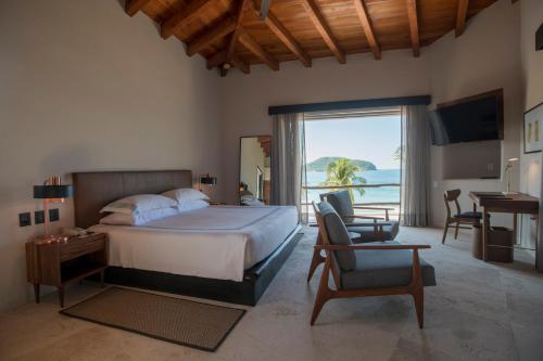 Thompson Zihuatanejo, A Beach Resort, by Hyatt in Zihuatanejo