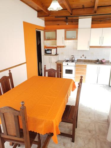 Complejo La Naranjita in Celedonio Escalada