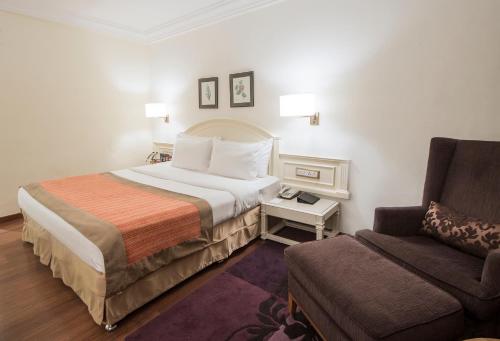 Double or twin room, executive, garden