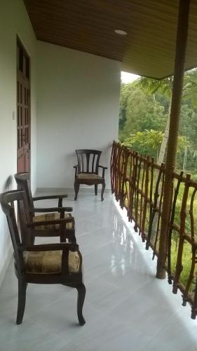 beranda/teres, Ella Breeze Homestay in Belihuloya