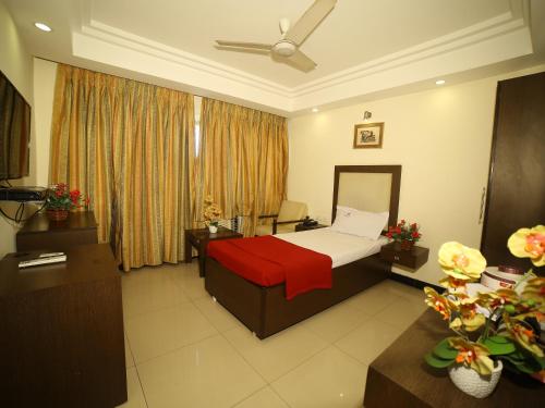 HOTEL RAJVIHAR DELUXE