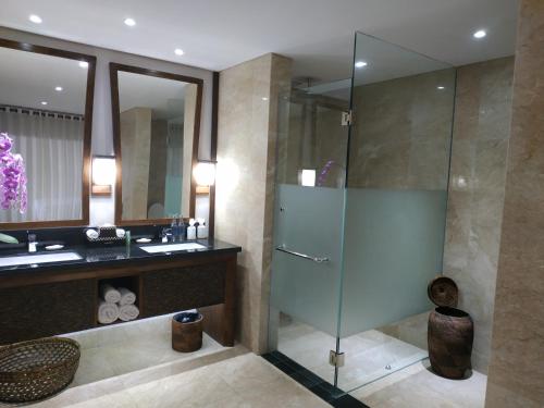 2 bedrooms, 4 beds