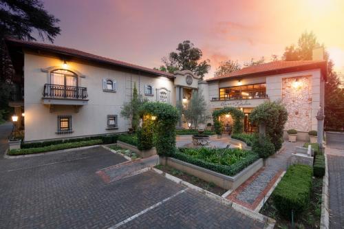 192450212 Three Rivers Lodge and Villas
