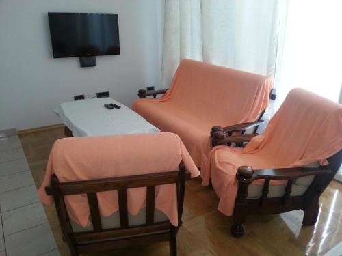 Apartments Gorančica - image 12