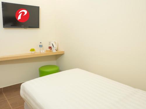 1 twin bed