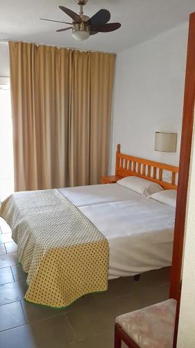 Exterior twin room