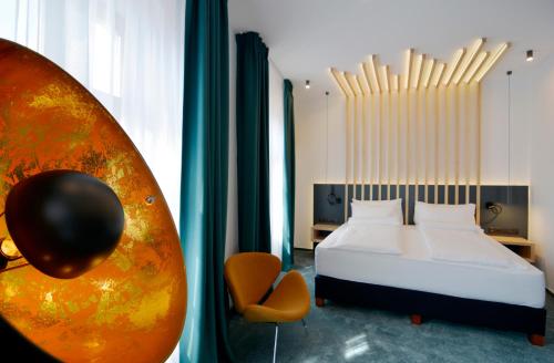 Kleines Hotel 2