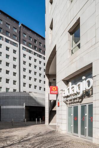 Aparthotel Adagio La Défense Esplanade - image 5
