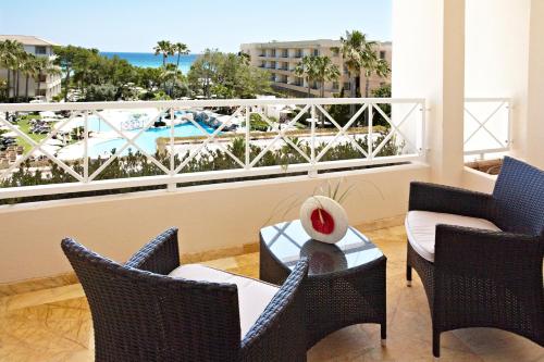 Grupotel Parc Natural & Spa Set in a prime location of Majorca, Grupotel Parc Natural & Spa puts everything the city has to offer just outside your doorstep. The property offers guests a range of services and amenities designed 