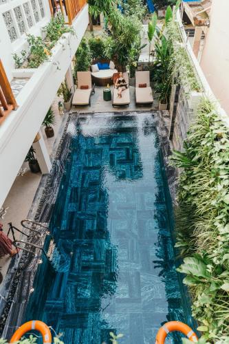 Apartment with River View