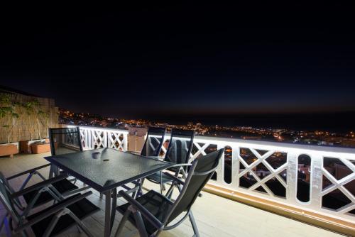 109 INCREDIBLE VIEW! Romantic! HEATED POOL Costa Adeje