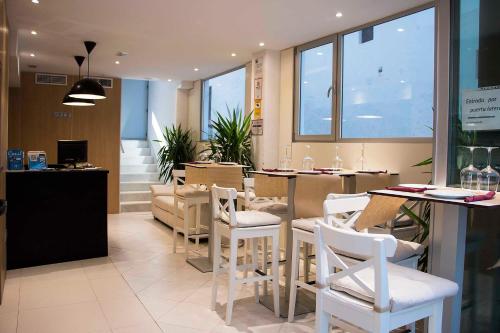 Hostal Campito - image 4