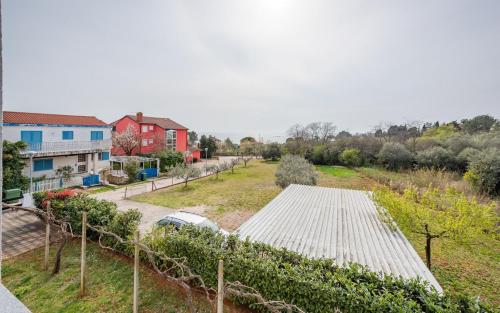  HELENA house with apartments in Umag