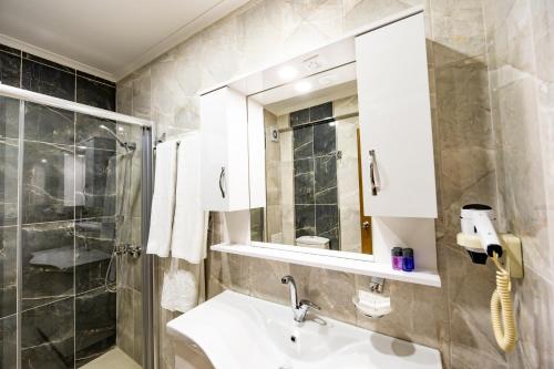 Entes Apart - image 3