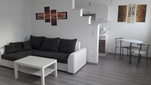 NEW LOOK - Apartment - Frankenberg