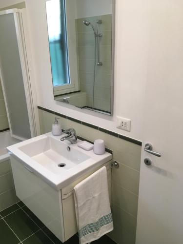 Cooper Apartment, Genova (photo 8)