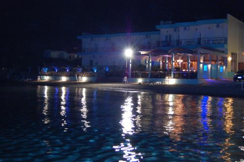 Artemis Hotel in Amarynthos Evia