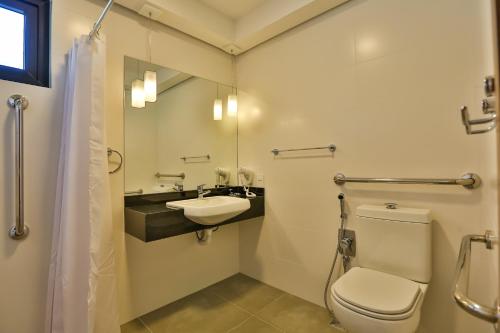 192542404 Quality Hotel Blumenau
