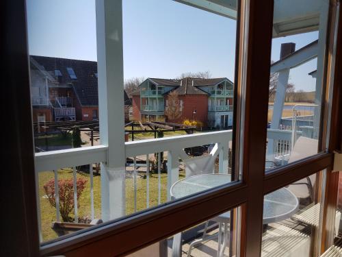 Balcony/terrace, Ferienwohnung 4 im Haus am See mit Wintergarten und Terrasse in Ostseebad Sellin