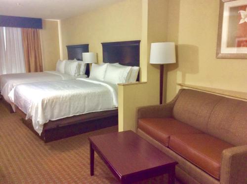 Holiday Inn Express Hotel & Suites Mobile West, an IHG Hotel