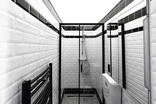 Studio Apartment image 10